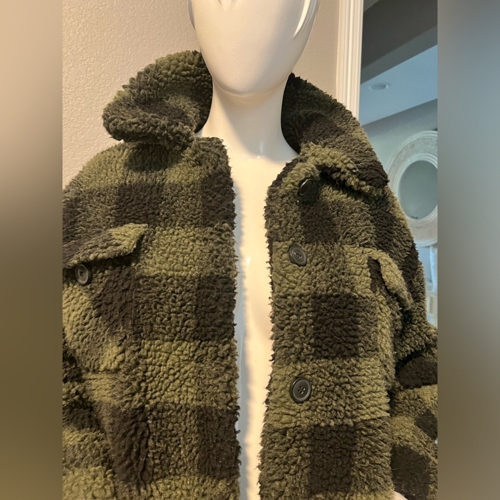 Lucky Brand Faux Sherpa Plaid Coat. Size XS - Picture 2 of 12